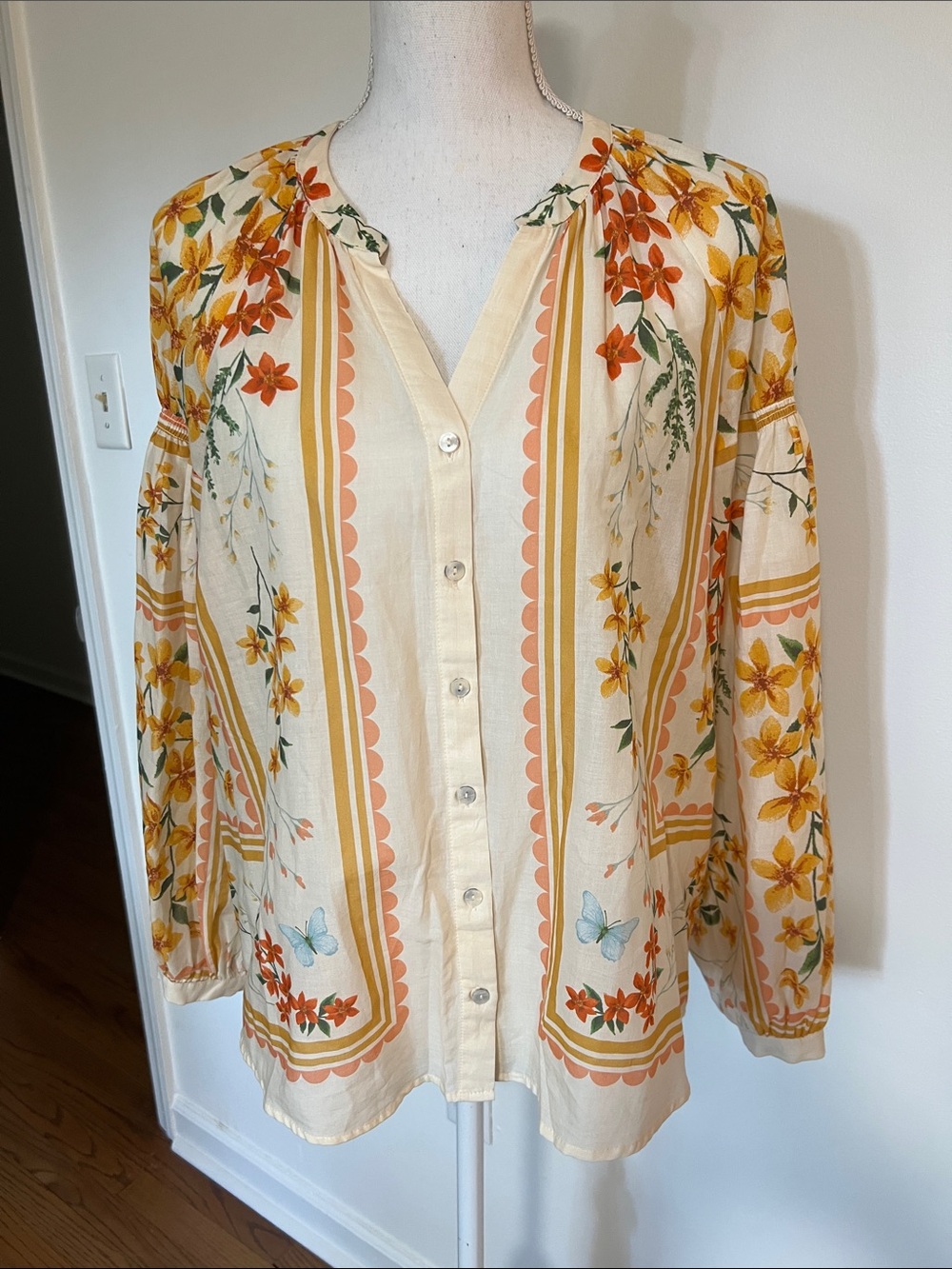 DR2 Floral shirt - Picture 2 of 10